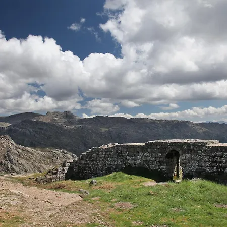 Agroturismo Casa Dos Cotos. Castro Laboreiro