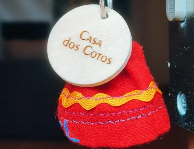 Casa Dos Cotos. Каштру-Лаборейру