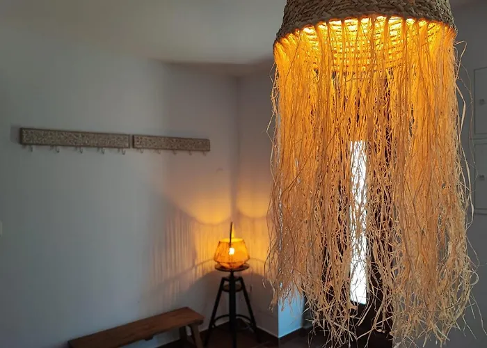 Casa Dos Cotos. Фермерский дом Каштру-Лаборейру