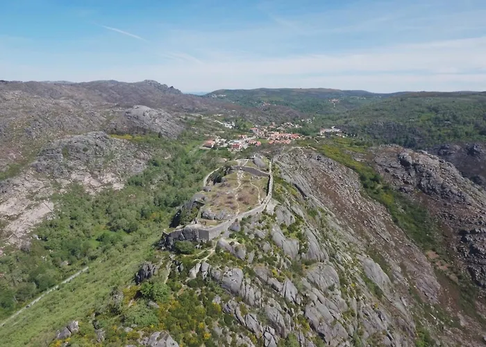 Фермерский дом Casa Dos Cotos.